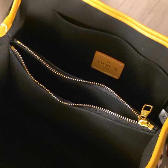Elegant Fashion  Bag - Picture 10 of 11